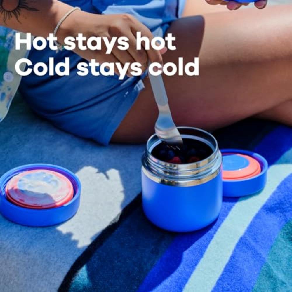 Hydro Flask en usage sur un bureau, conservant repas chaud ou froid toute la journée