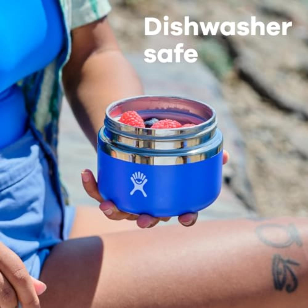 Hydro Flask food jar en utilisation avec soupe chaude conservant la chaleur