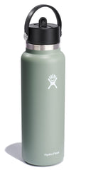 Hydro Flask gros plan du bouchon Flex Straw pour boire facilement