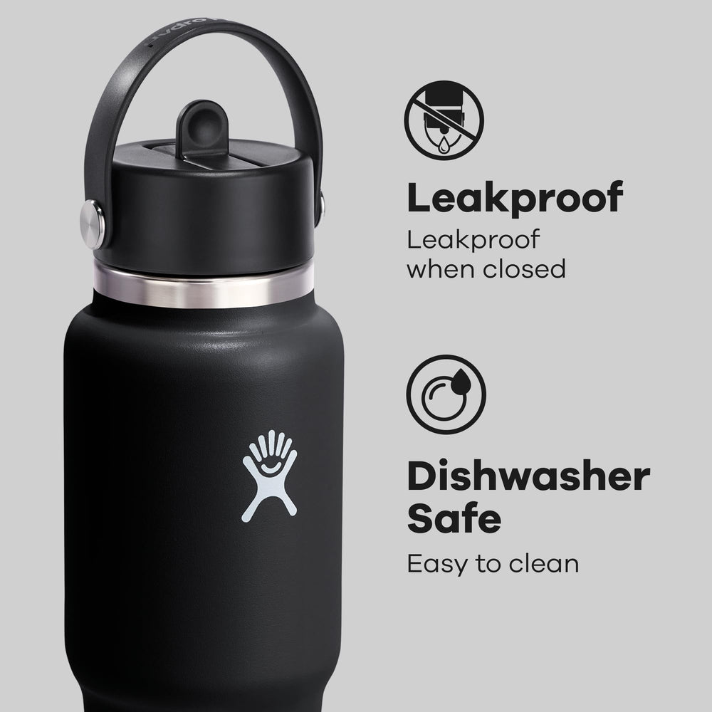Hydro Flask dans porte-gobelet de voiture prouvant adaptation et stabilité