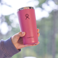 Hydro Flask couvercle press-in gros plan montrant curseur étanche pratique