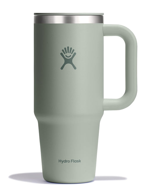 Hydro Flask tumbler face avant en Agave Green montrant son design et style pratique