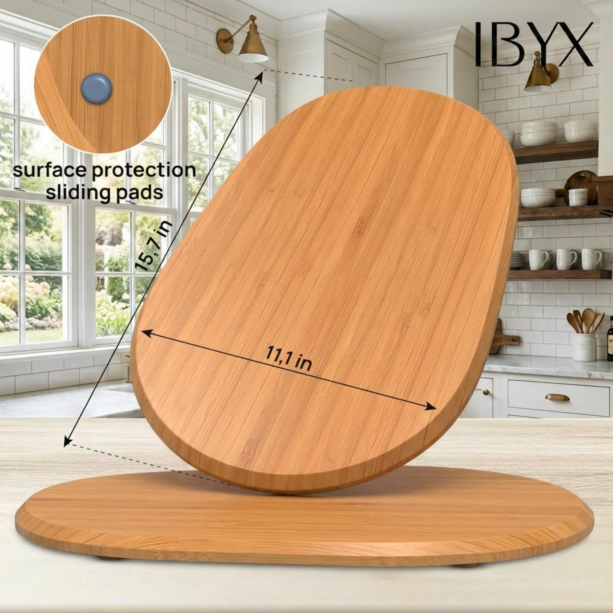 Ibyx comparaison de taille avec une main montrant l'empreinte compacte