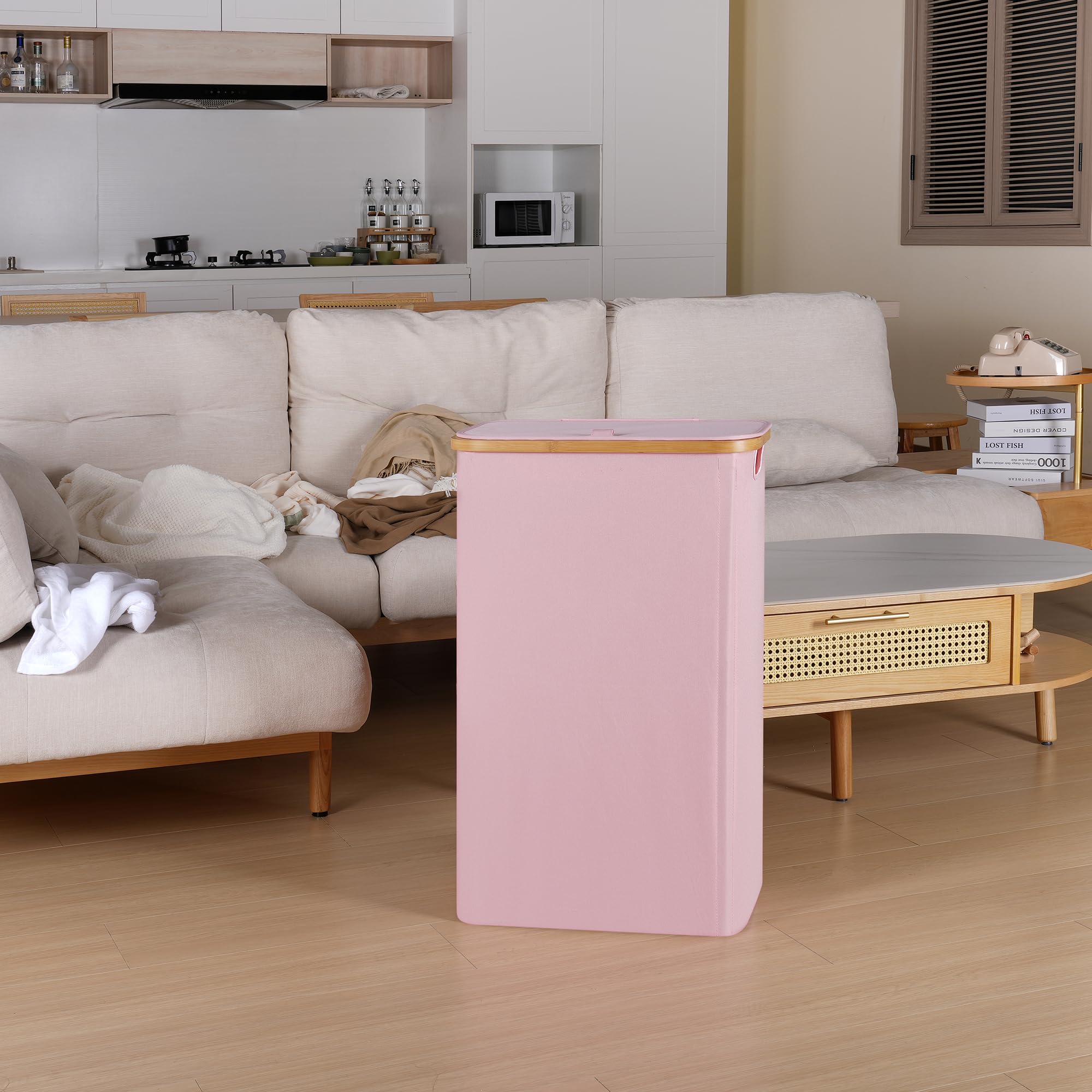 iEGrow panier placé près machine à laver pour organisation