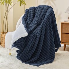 INFIIXSO gros plan flanelle 320 GSM, douceur dense pour confort immédiat