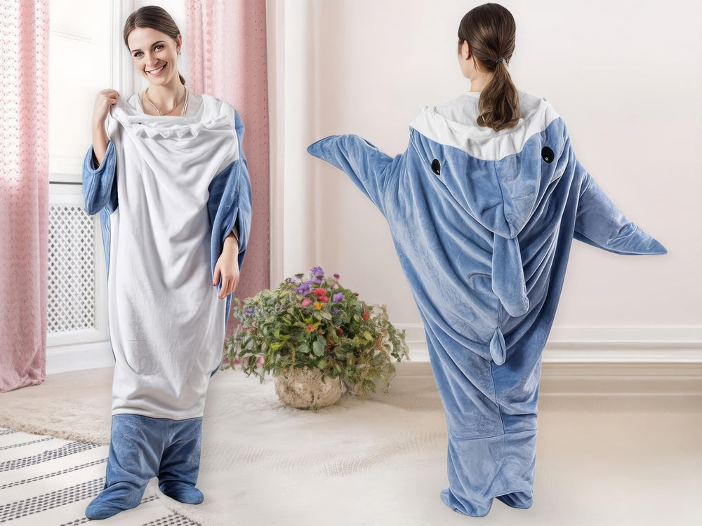 inkArts capuche requin avec dents visibles, crée un look ludique et chaleureux