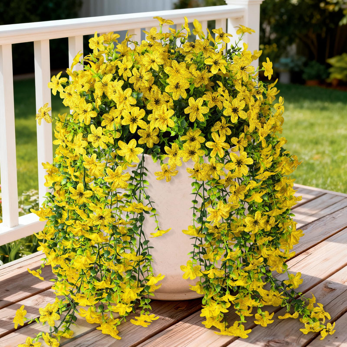 INQCMY fleurs suspendues vue avant montrant décor immédiat