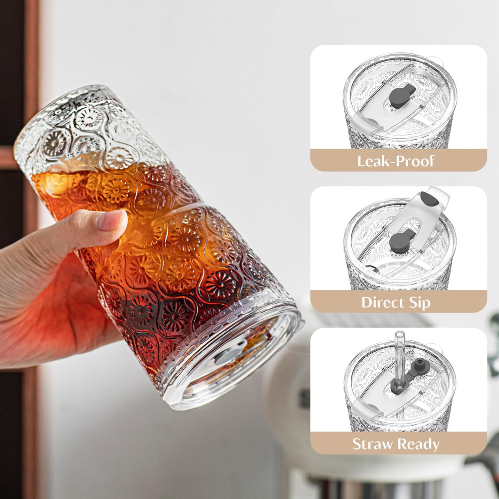 INSETLAN verre en usage avec iced coffee soulignant praticité et style