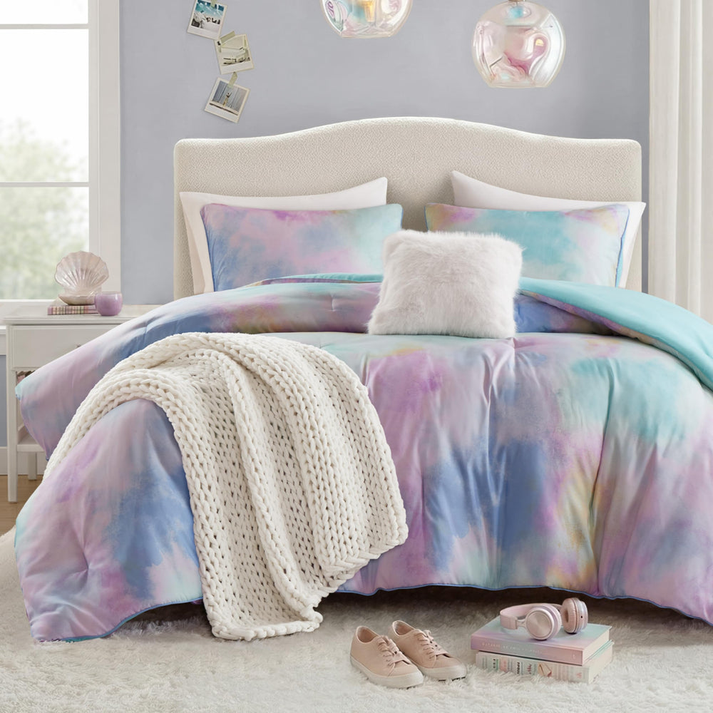 Intelligent Design couette face montrant motif tie dye aquarelle et apport de couleur