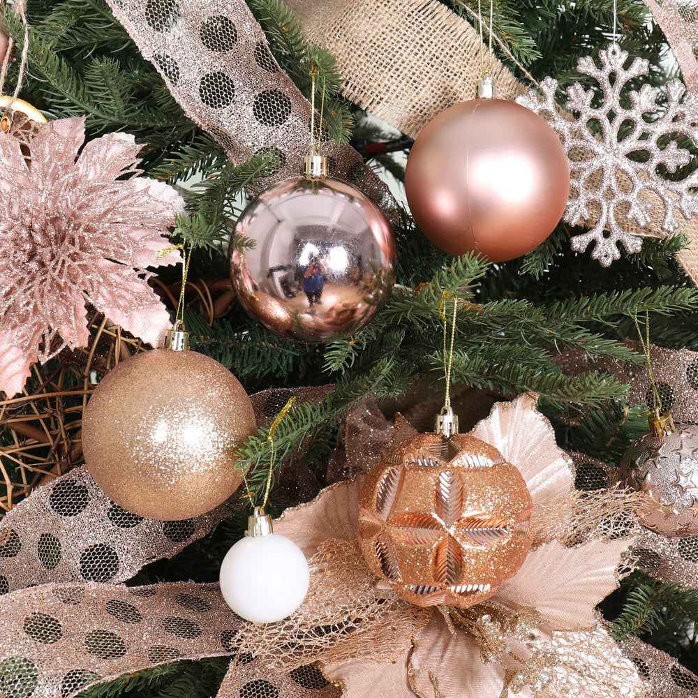 ISULIFE boules suspendues sur sapin, rendu festif et harmonieux