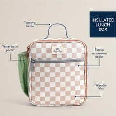 Itzy Ritzy gros plan motif checkerboard et tissu résistant, look ludique et durable