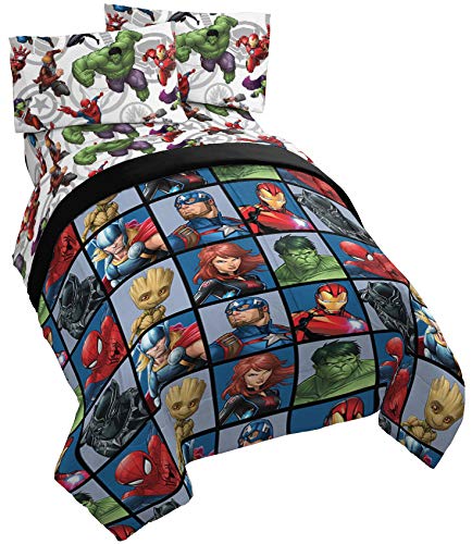 Jay Franco couette face montrant design Avengers et confort visuel