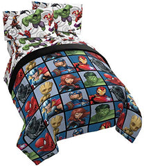 Jay Franco couette face montrant design Avengers et confort visuel