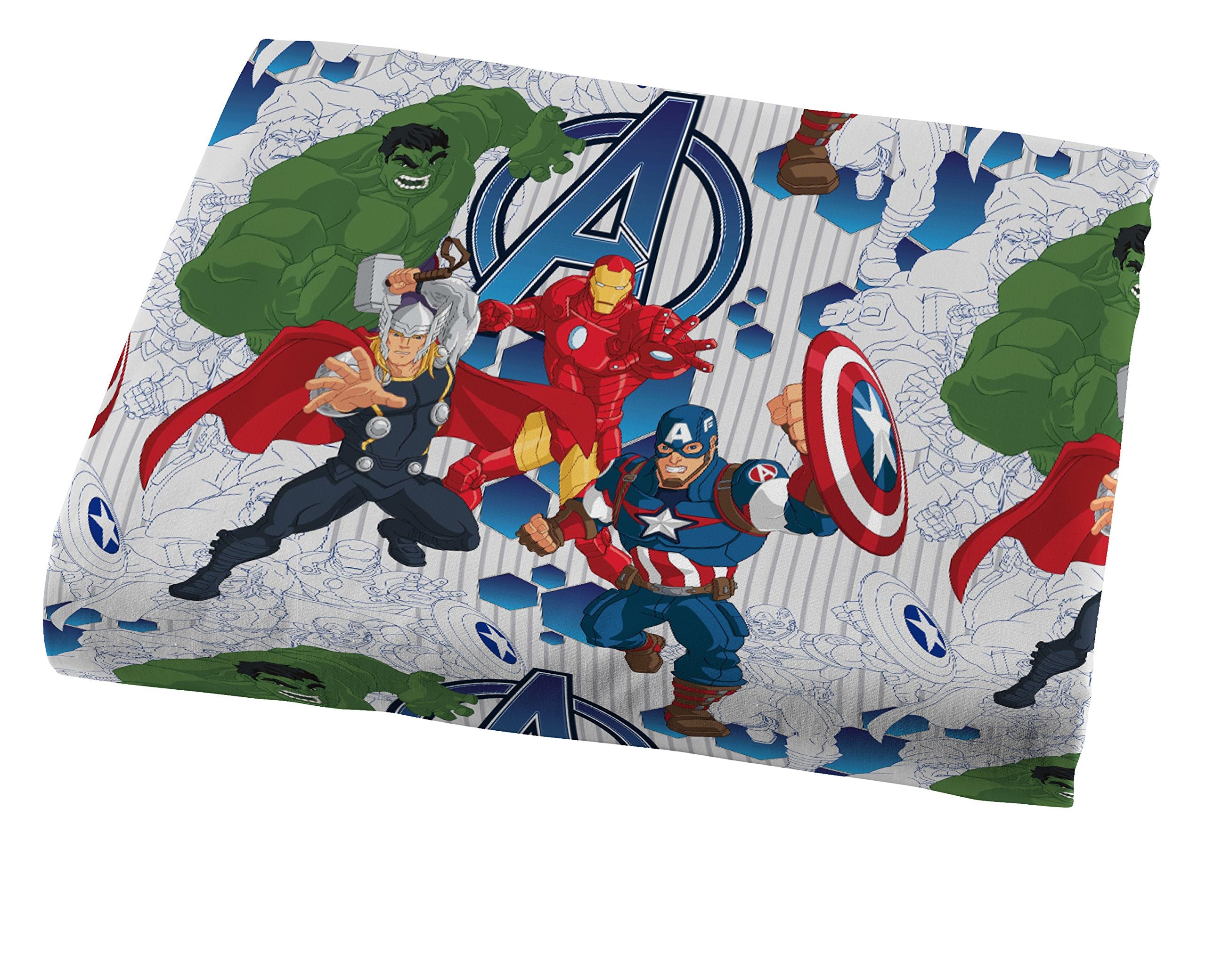 Jay Franco ambiance chambre thème Avengers créant univers ludique pour enfant