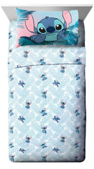 Jay Franco emballage avant montrant la parure Lilo & Stitch, attrayante pour la chambre