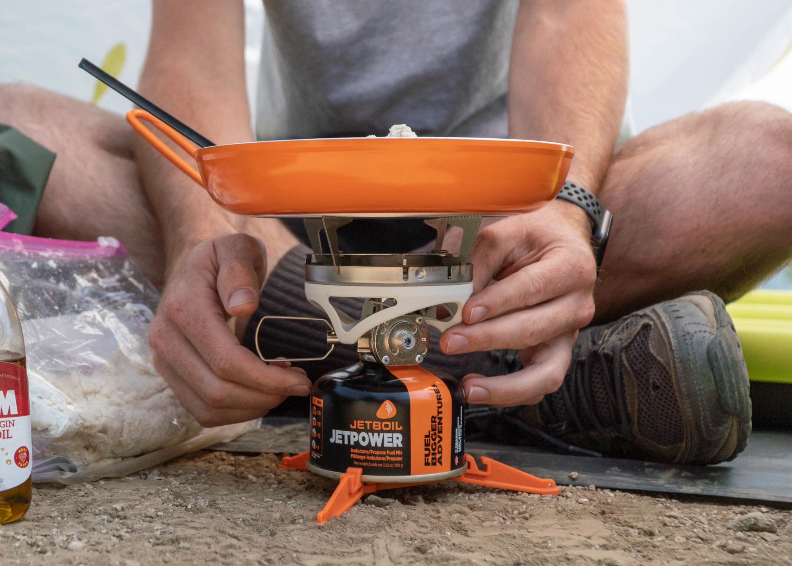 Jetboil poêle poignée emboitable rangement compact et sécurité