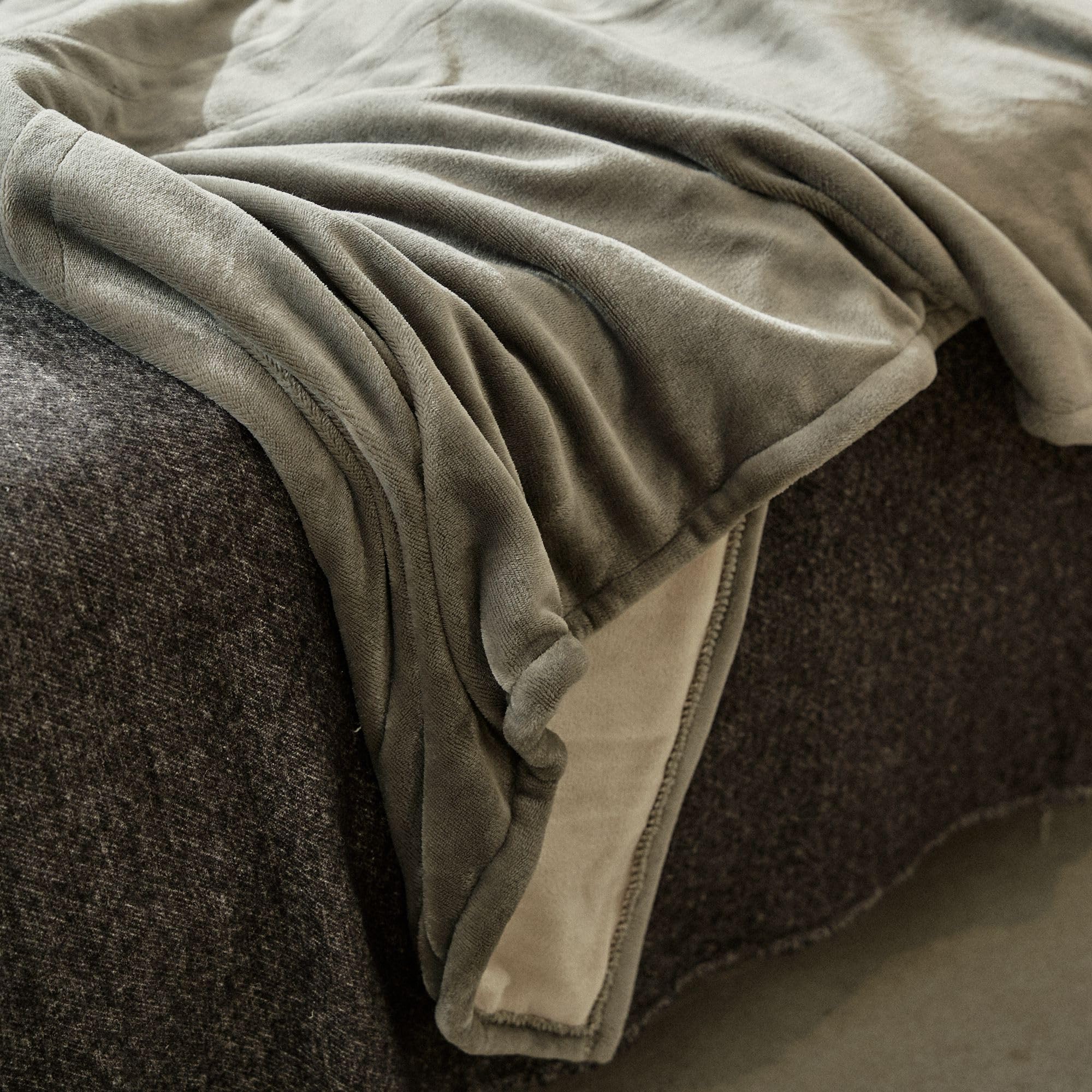 JET'S HOME ambiance chambre hiver montrant chaleur conviviale et style
