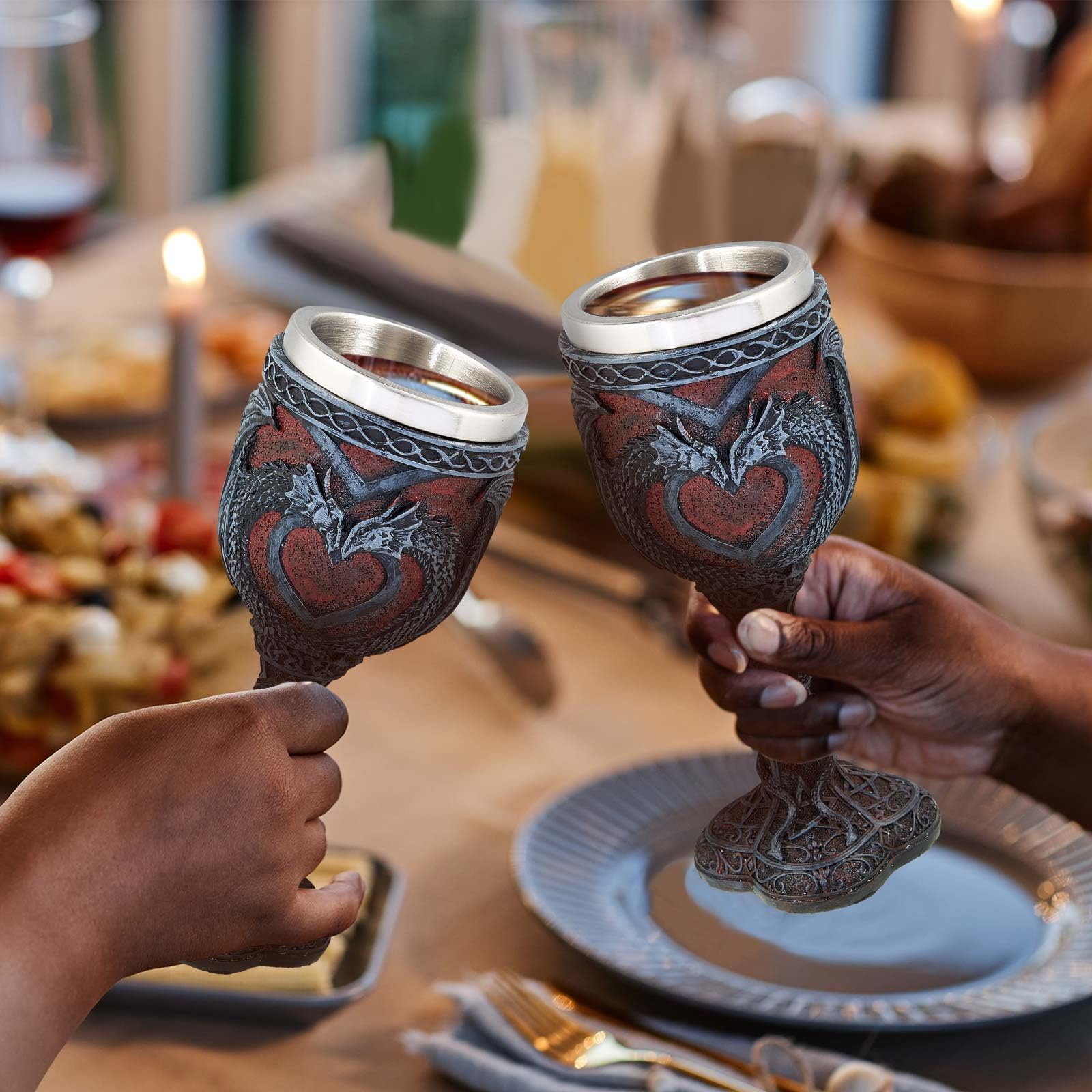Jinei coupe servie pour cocktail montrant polyvalence et présentation soignée