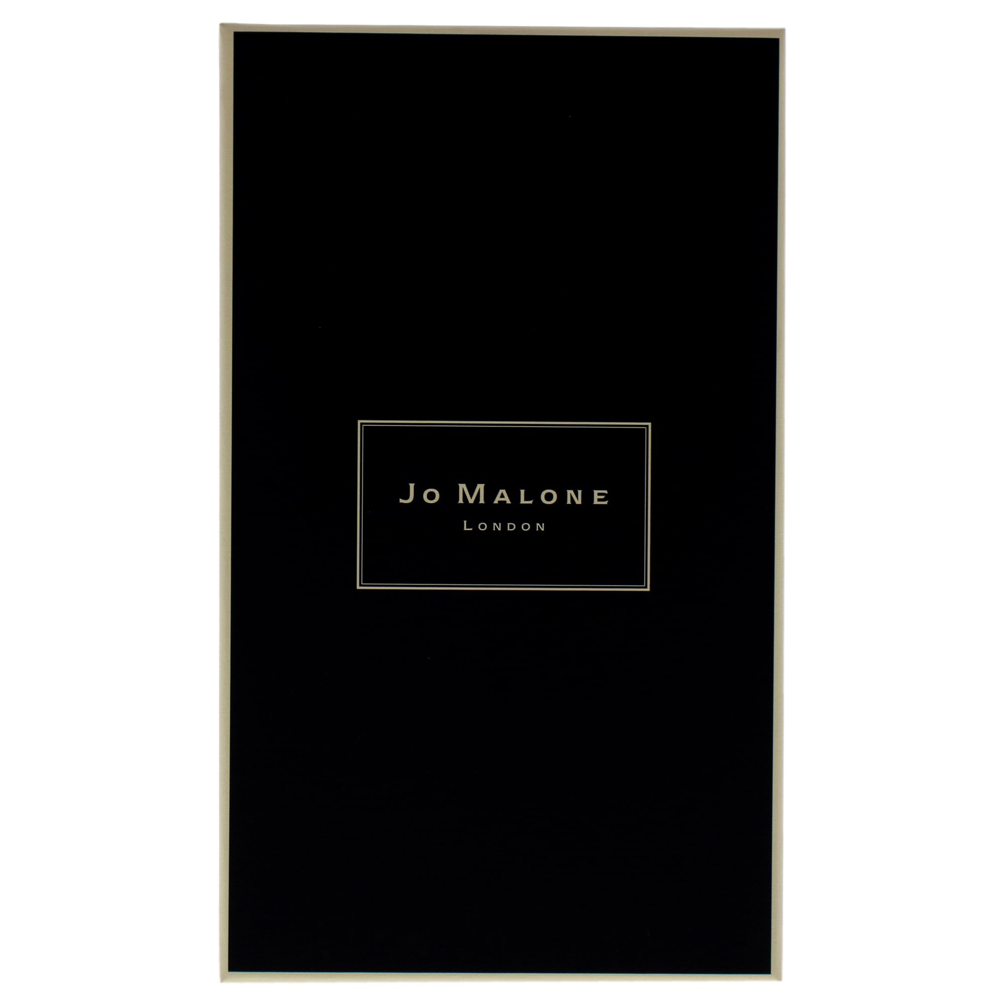 Jo Malone emballage et étiquette soignés idéals pour offrir