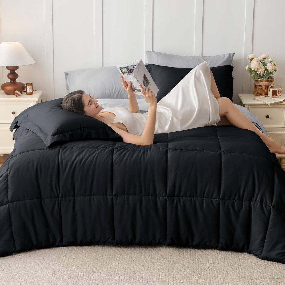 JOLLYVOGUE couette utilisée sur un lit queen, apparence accueillante