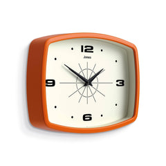 JONES CLOCKS gros plan lentille en verre montrant finition et protection