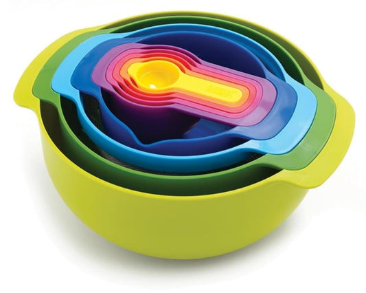 Joseph Joseph emballage du Nest 9 Plus montrant gain de place