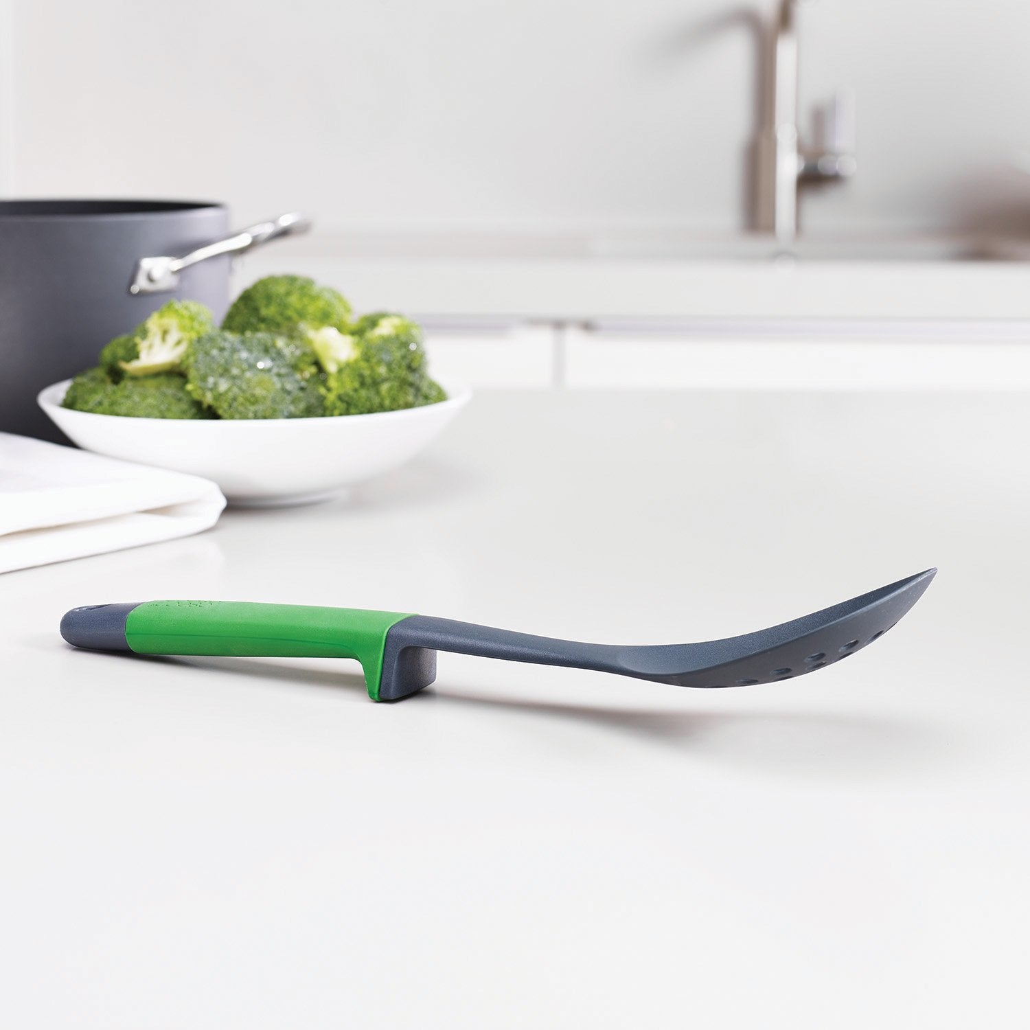 Joseph Joseph spatule flexible gros plan pour maniabilité et protection antiadhésif