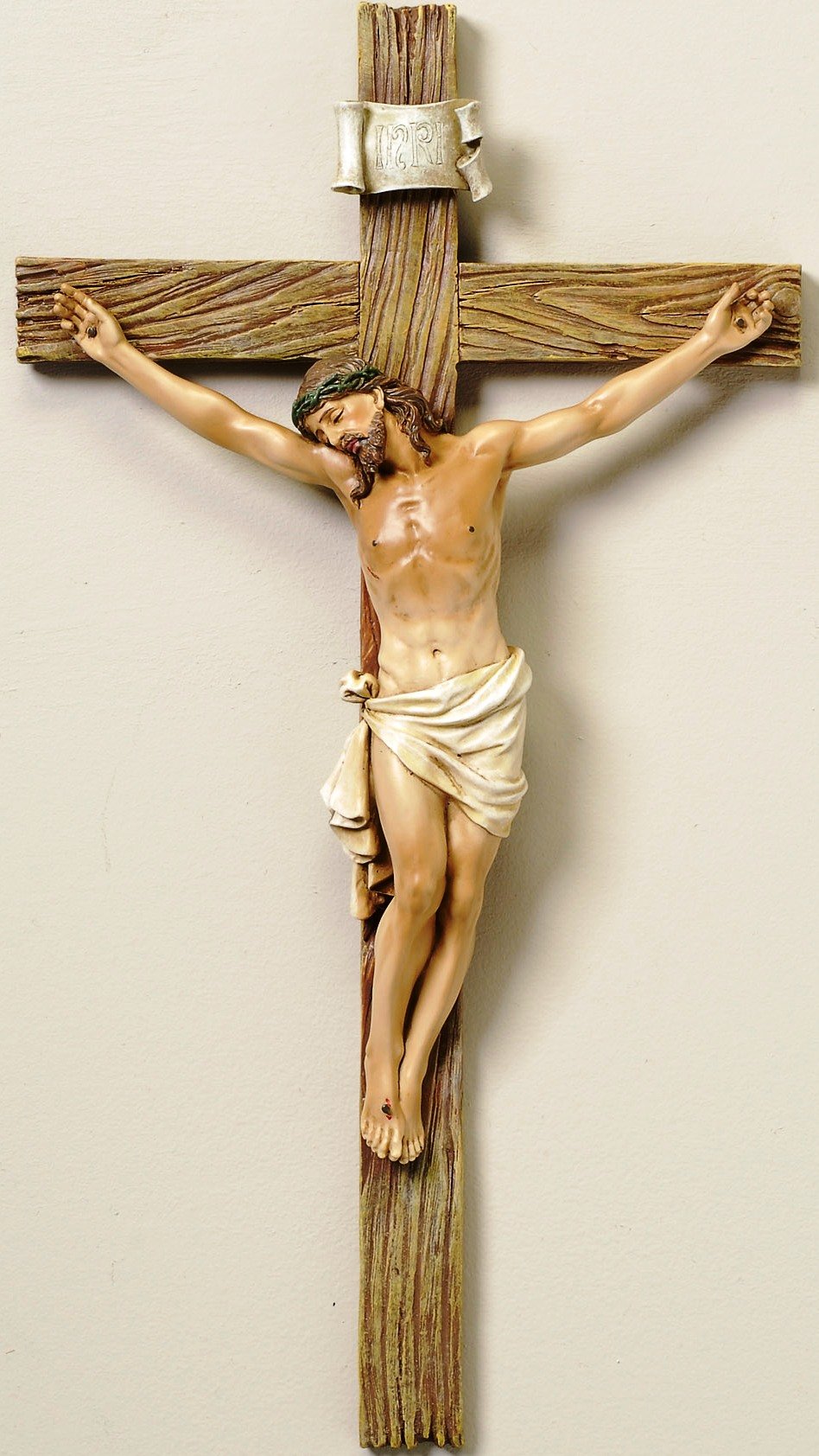 Joseph's Studio gros plan sur la figure du Christ montrant détails fins et durabilité