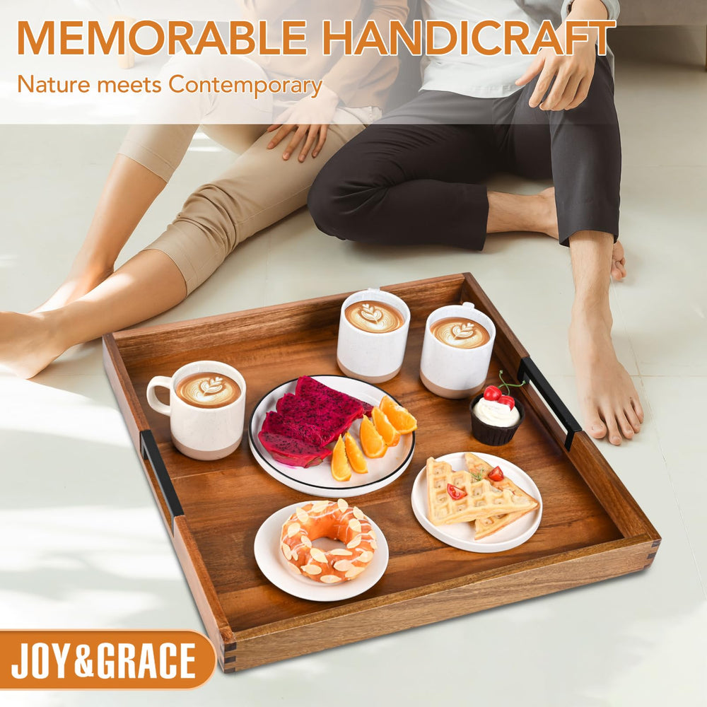 Joy&Grace dessous du plateau avec patins protecteurs évitant rayures