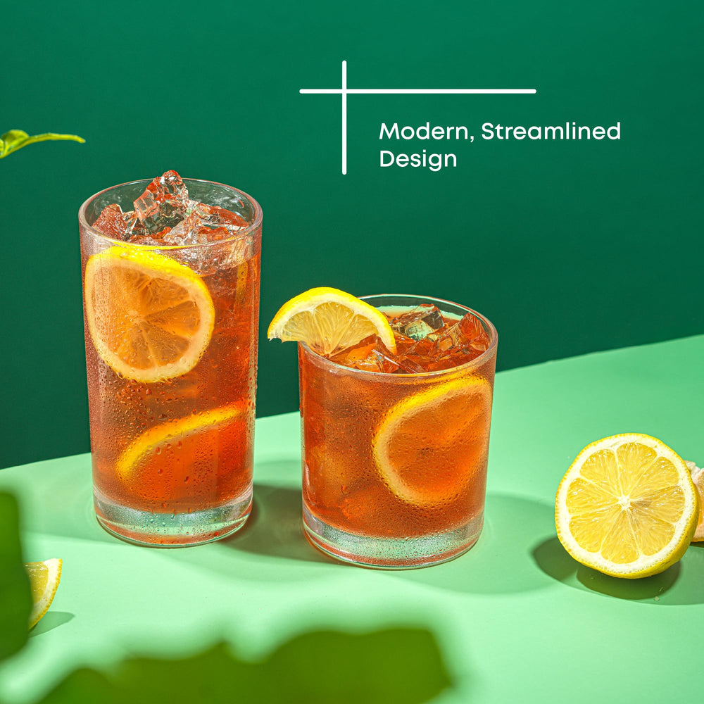 JoyJolt verres en usage avec cocktails colorés, présentation professionnelle