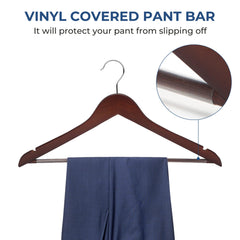JS HANGER plusieurs cintres suspendus dans un dressing, rangement optimisé