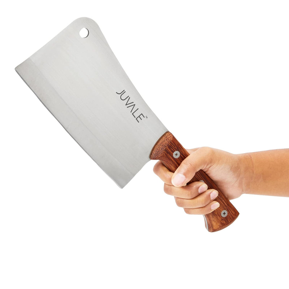 Juvale hachette à côté d'une règle pour comparer taille et échelle pratique