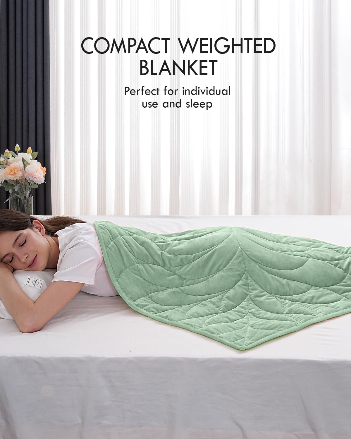Kaisa plaid décoré sur canapé pour style et ambiance apaisante