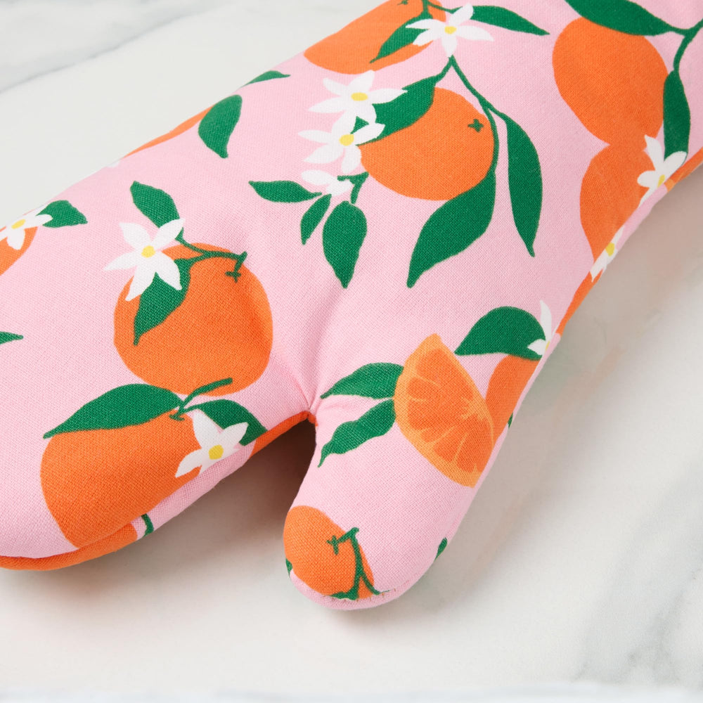 kate spade new york gros plan du matelassage montrant isolation et confort