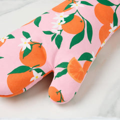 kate spade new york gros plan du matelassage montrant isolation et confort