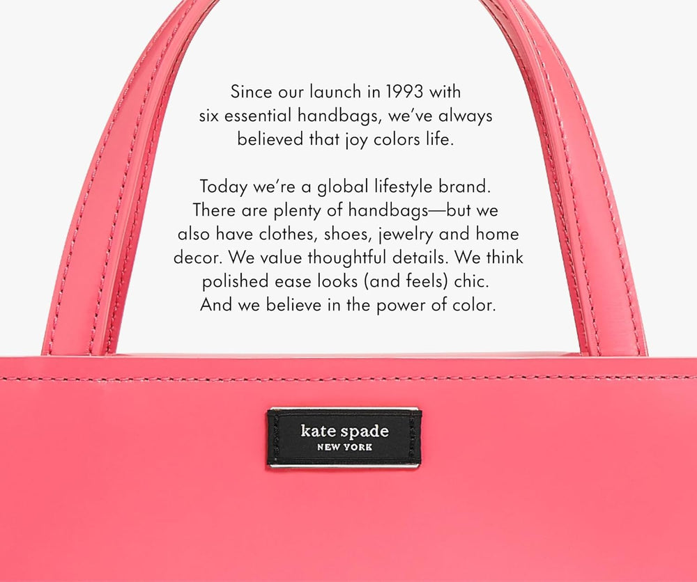 kate spade new york étiquette marque en détail assurant finition soignée