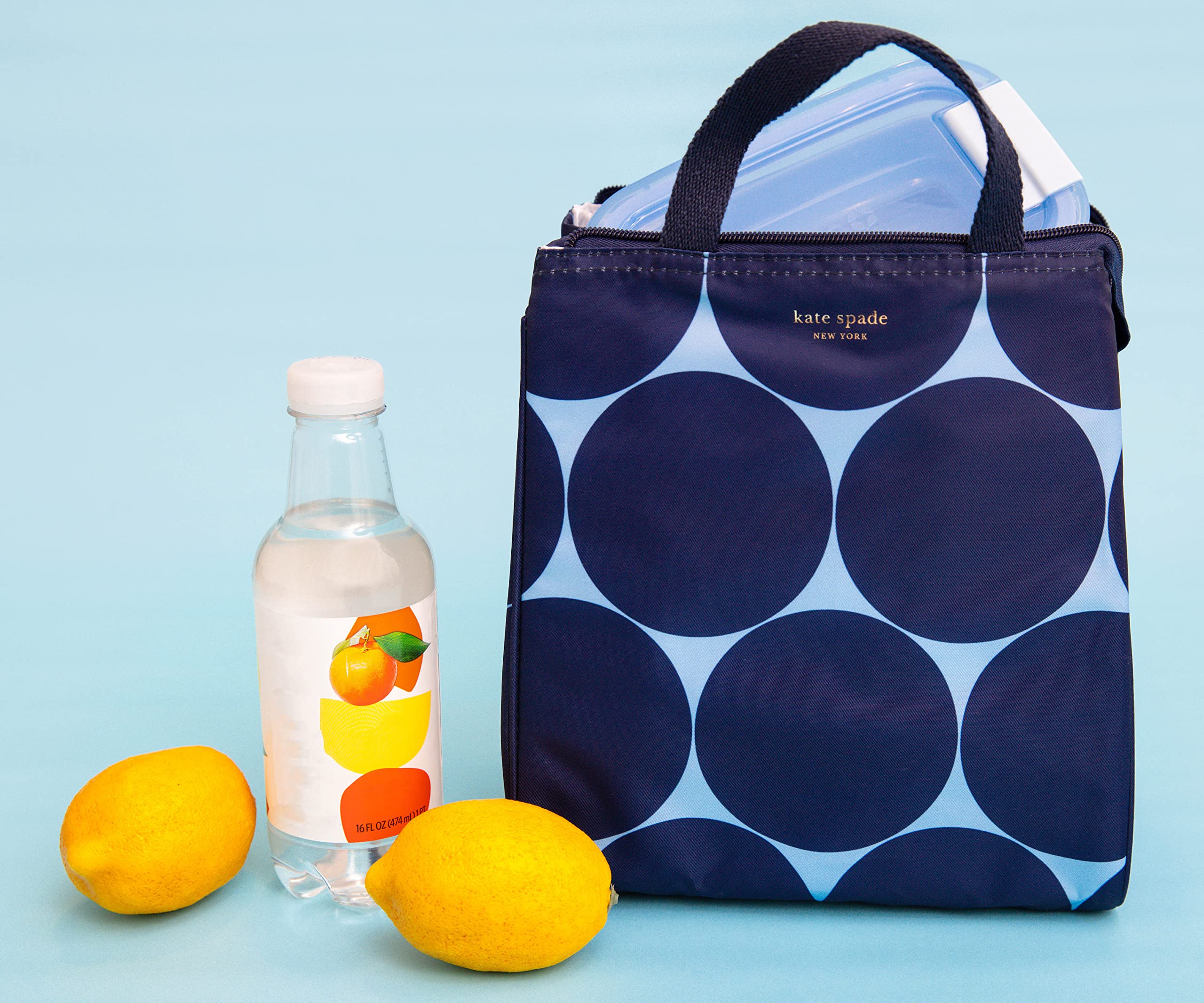 kate spade new york contenu organisé lunchbox et bouteille rangés