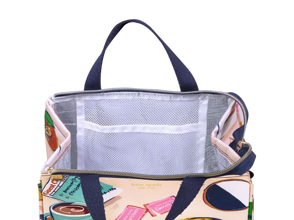 kate spade new york gros plan logo brillant ajoute finition soignée