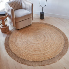 KIBAGA tapis rond face montrant design naturel et apport chaleureux