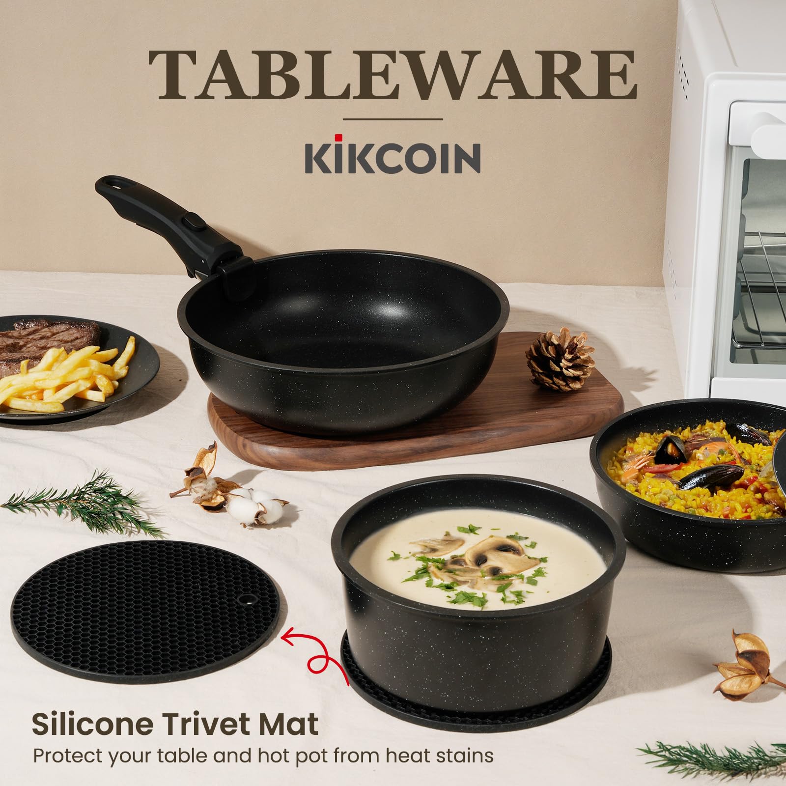 kikcoin comparaison de taille avec une main pour visualiser l'échelle