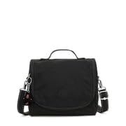 Kipling New Kichirou en situation pique-nique montrant légèreté et utilité