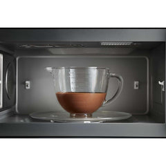 KitchenAid bol en verre installé sur robot montrant l’efficacité en cours d’utilisation