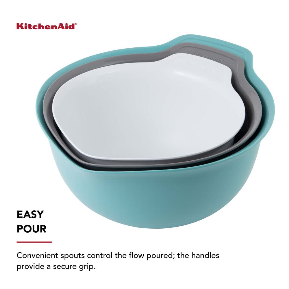 KitchenAid bols emboîtés montrant gain de place dans placard