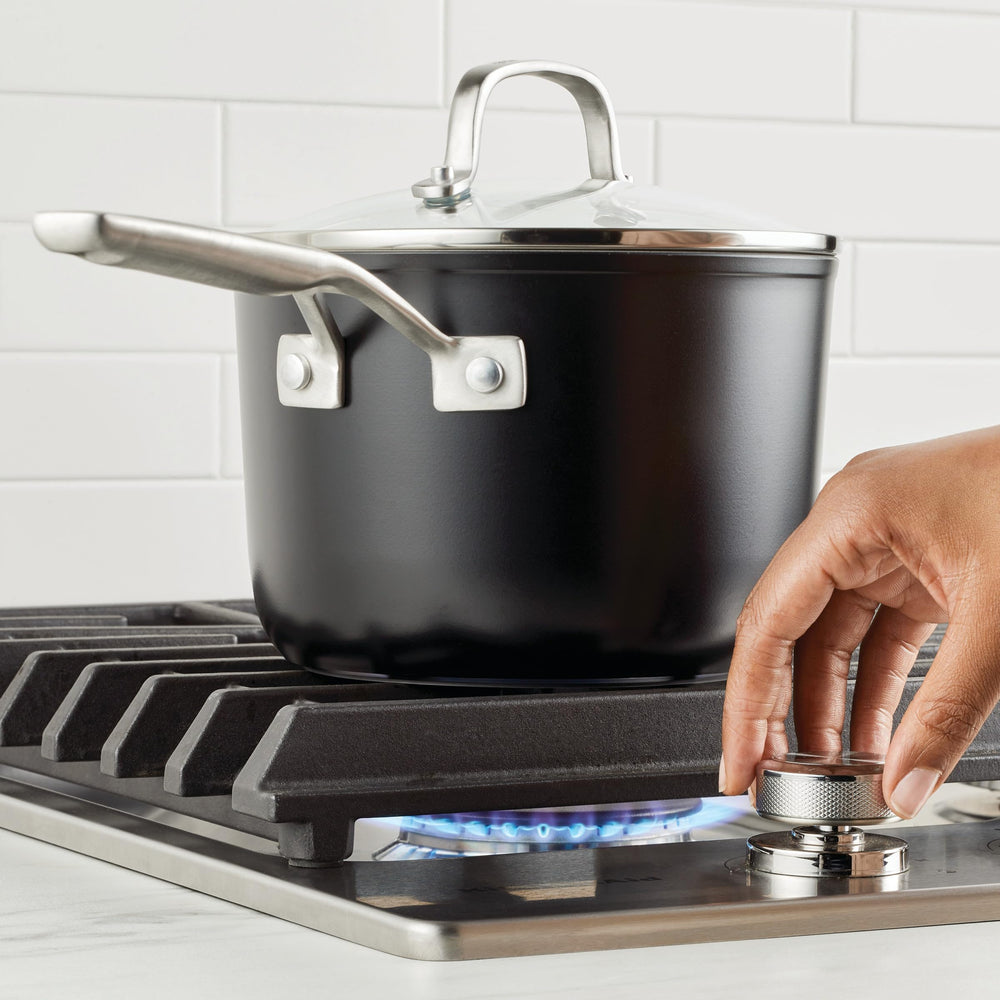 KitchenAid casserole en cuisson, contrôle de la température sur feu