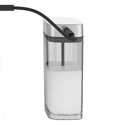 KitchenAid contenant à lait vu de face montrant la capacité et le design pratique