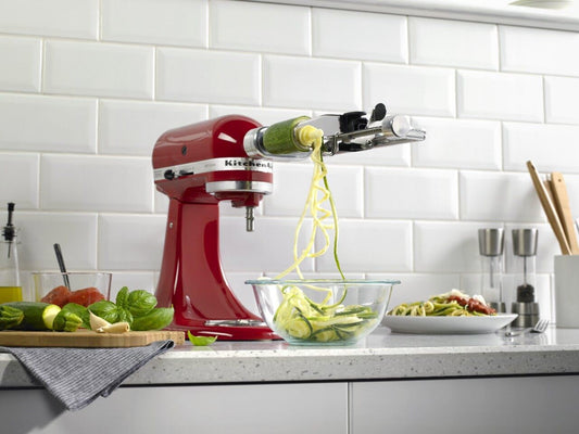 KitchenAid cinq lames alignées pour coupes variées et créativité culinaire