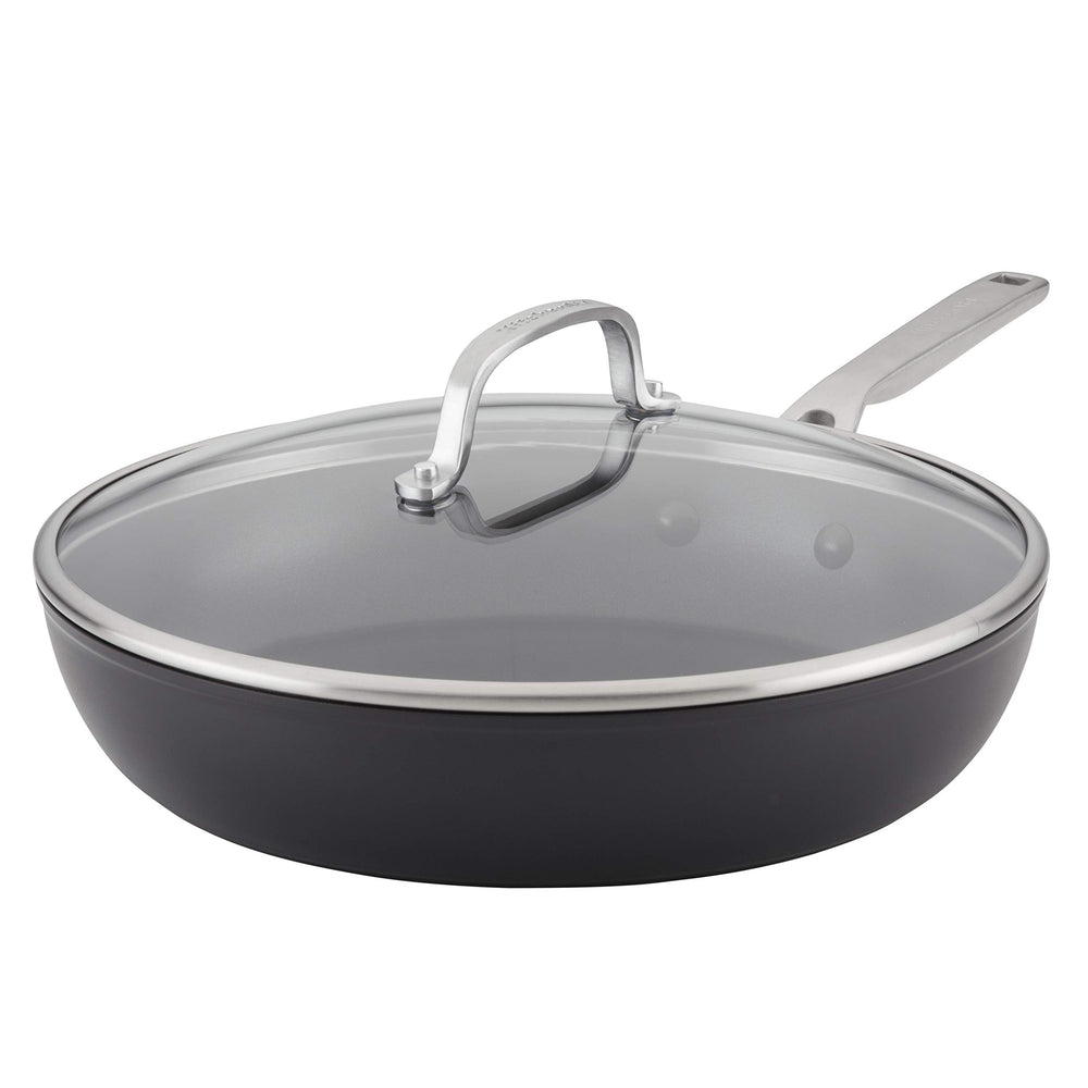 KitchenAid face avant de la poêle matte black montrant finition résistante
