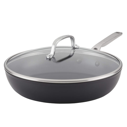 KitchenAid face avant de la poêle matte black montrant finition résistante