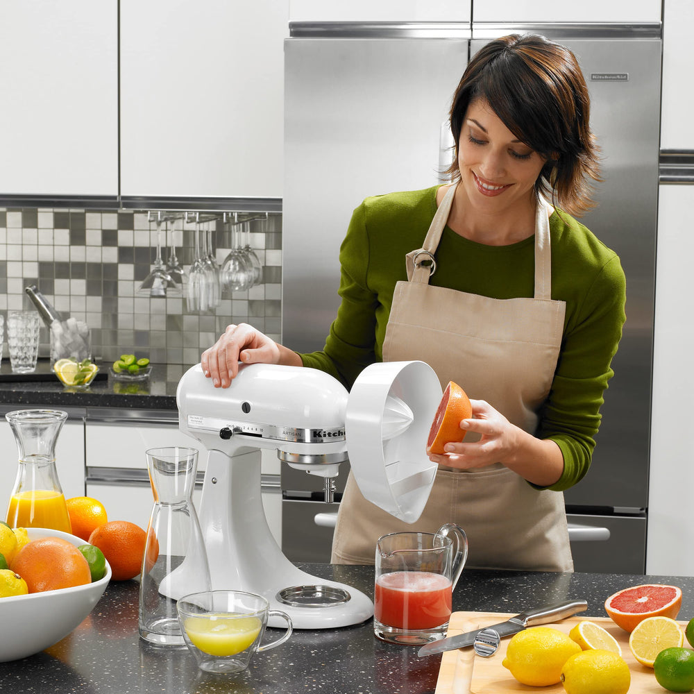 KitchenAid presse-agrumes présenté dans une cuisine pour inspiration d'utilisation