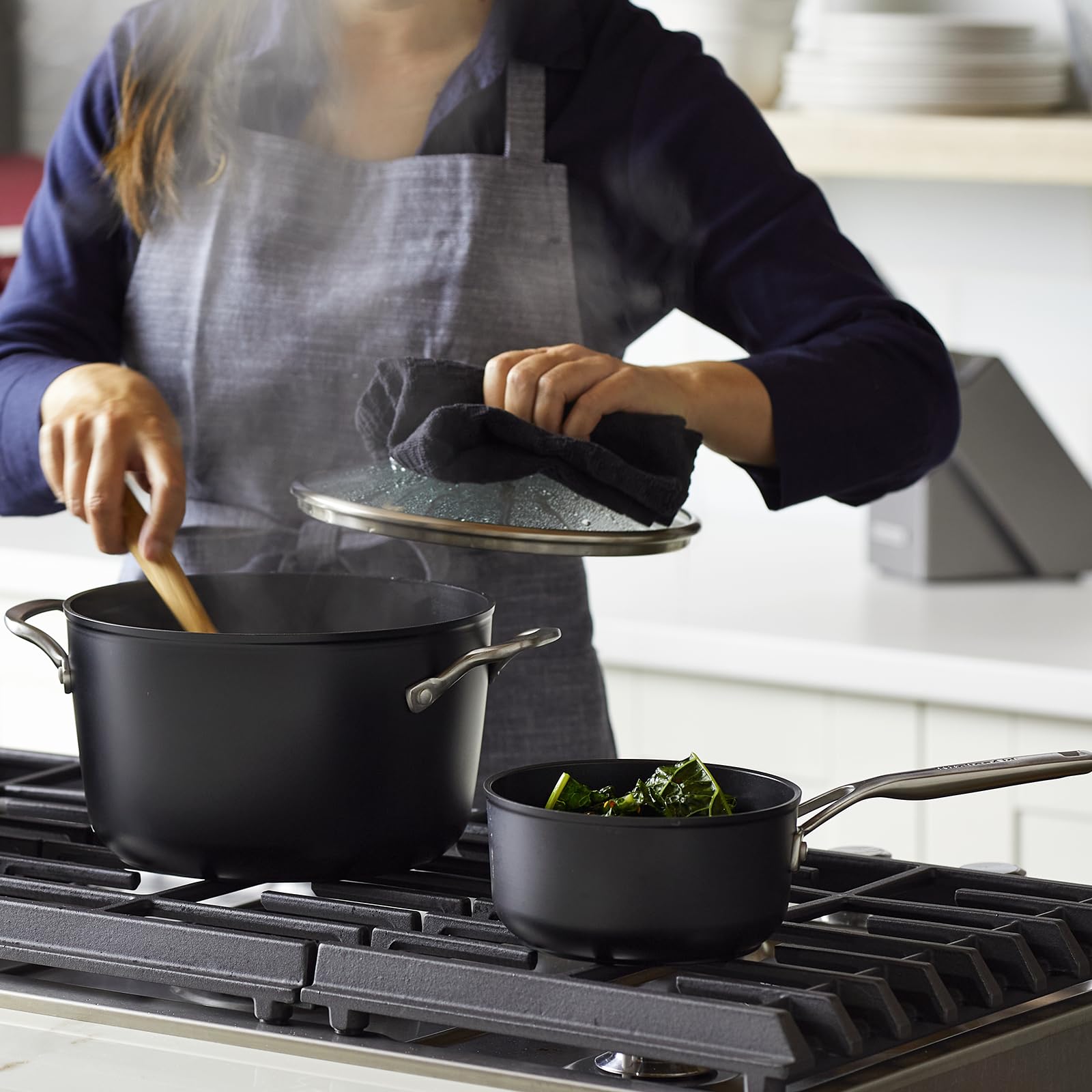 KitchenAid set utilisé sur plaque induction performance fiable